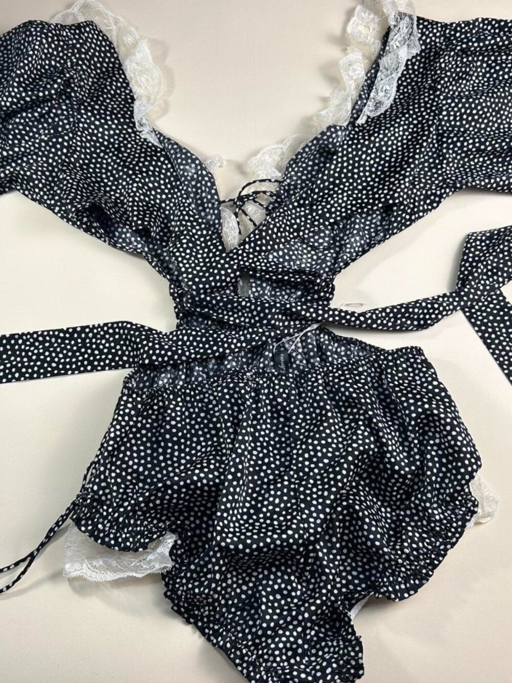 For love & lemons evangeline teddy romper. Size M. - Picture 5 of 6